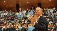 Si chiude un anno straordinario, ricco di esperienze intense sia nel lavoro sia nel volontariato. Ho avuto l’onore di partecipare a 22 eventi sparsi in tutta Italia: 14 dedicati al volontariato e 8 in ambito […]