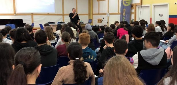 Se hai trovato utile questo articolo, condividilo sui tuoi profili social!Venerdì 21 febbraio, al Centro Giovani di Piombino, ho vissuto un’esperienza che mi ha profondamente colpito. È stata la prima tappa di un tour in […]