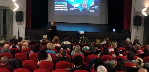 Se hai trovato utile questo articolo, condividilo sui tuoi profili social!Un’altra straordinaria serata di grande partecipazione quella di venerdì 5 dicembre al teatro comunale “Dario Fo” di Camponogara (VE) per un altro appuntamento con la […]