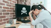 Come può un semplice malware intaccare pesantemente il servizio di accesso ad Internet di grossi provider nazionali? Parlare di attacco hacker è assolutamente fuorviante, la realtà è molto più semplice e desolante: i provider non […]