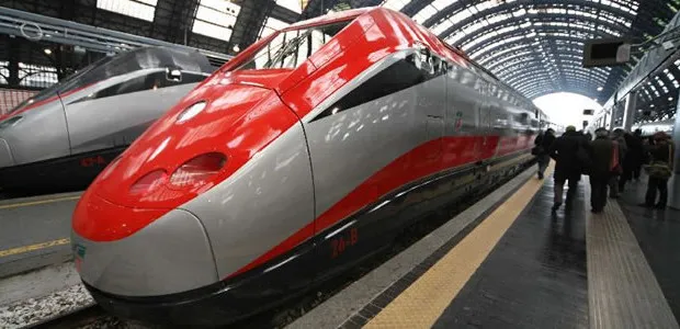 Se hai trovato utile questo articolo, condividilo sui tuoi profili social!Nasce il nuovo Frecciarossa con la possibilità di scegliere tra 4 livelli di servizio: Executive, Business, Premium e Standard. Interni completamente rinnovati, design moderno, nuove […]