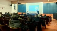 Conferenza partecipata e intensa quella di venerdì 10 novembre presso l’Istituto Comprensivo Statale “Carlo Ridolfi” di Lonigo (VI) con circa 60 persone tra famiglie e docenti ad assistere ai temi del mio libro “La Tragedia […]