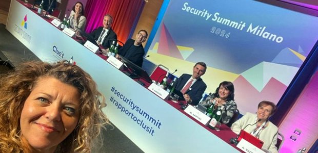 Se hai trovato utile questo articolo, condividilo sui tuoi profili social!La sessione plenaria conclusiva della prima giornata del Security Summit 2024, organizzata e gestita dalle fantastiche Women for Security, è stata dedicata interamente alla gestione […]
