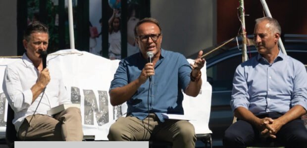 Se hai trovato utile questo articolo, condividilo sui tuoi profili social!Una splendida giornata di sole ha salutato la festa del primo compleanno di Disconnessi, un progetto editoriale ideato e fondato da Maurizio Martucci che non [&hellip;]