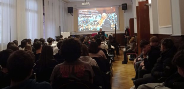 Un’aula magna stracolma di studenti e altrettanti collegati in remoto: erano oltre duecento gli studenti ad assistere alla conferenza “Le Forze Nascoste del Digitale” che ho avuto l’onore di tenere martedì 10 febbraio all’Istituto Tecnico [&hellip;]