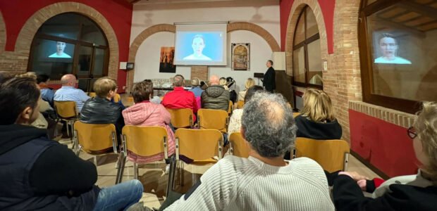 Se hai trovato utile questo articolo, condividilo sui tuoi profili social!Una domenica pomeriggio molto impegnativa nella quale, dopo la conferenza dedicata ai ragazzi, ne ho tenuta una aperta al pubblico presso il presso il Centro […]